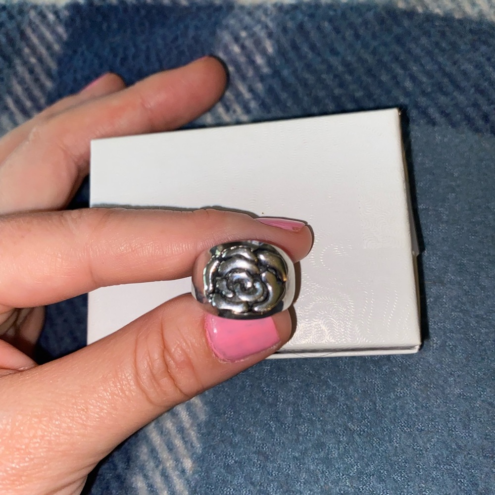 Sterling silver rose ring